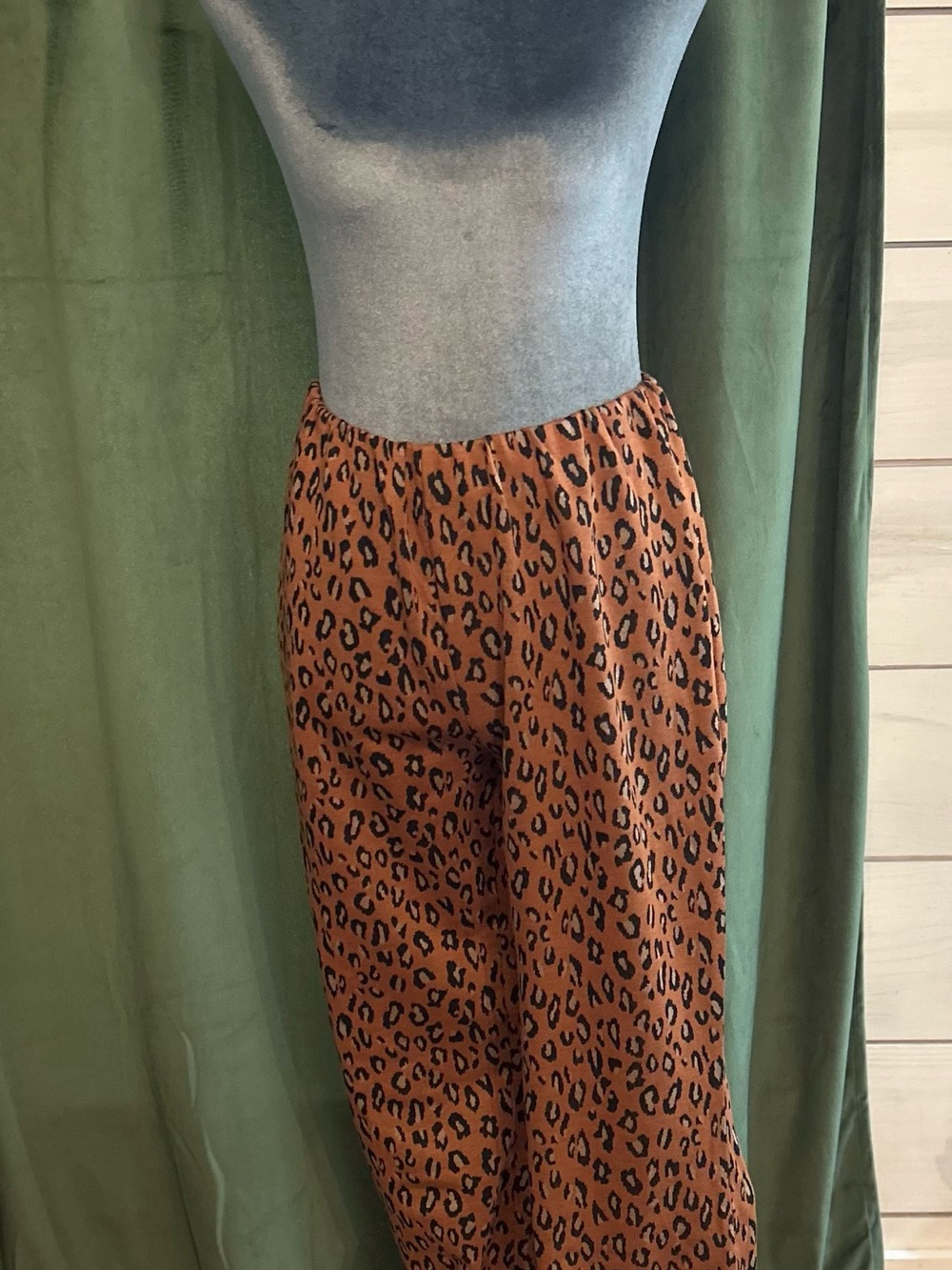 Umgee Rust Leopard Boot Flare Pants